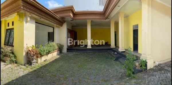 image RUMAH STRATEGIS DI KAWASAN PERUMAHAN LETJEN SUTOYO (7)