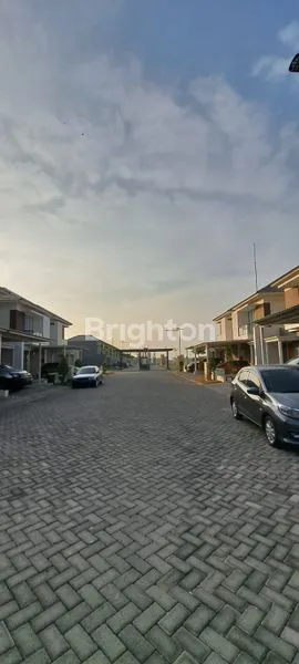 image RUMAH MINIMALIS DI CENTRAL PARK JUANDA (2)