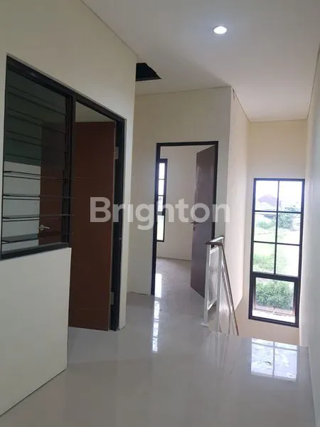 image RUMAH 2 LANTAI RUMAH GRES SIAP PAKAI, DEKAT KAMPUS (6)