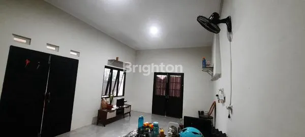 image RUMAH MINIMALIS STRATEGIS BARU RENOVASI DALAM KOMPLEK DEPAN TAMAN (3)