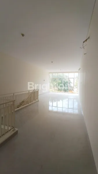 image RUKO 3 LANTAI RUNGKUT LOKASI STRATEGIS SIAP PAKAI (5)