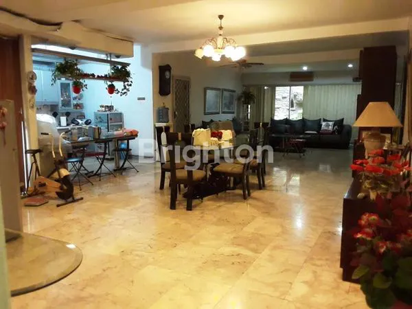 image RUMAH KEBON JERUK JAKARTA BARAT BEBAS BANJIR (3)