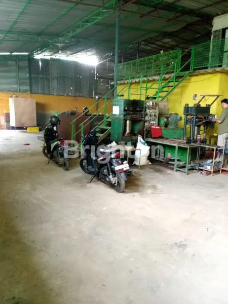 image PABRIK DAERAH CIJENGKOL,  BIKIN SPARE PART OTOMOTIF MASIH AKTIF DAERAH SETU (1)