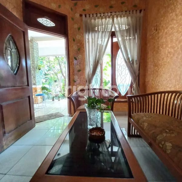 image RUMAH DEKAT TOL DI JATI BENING BEKASI (2)