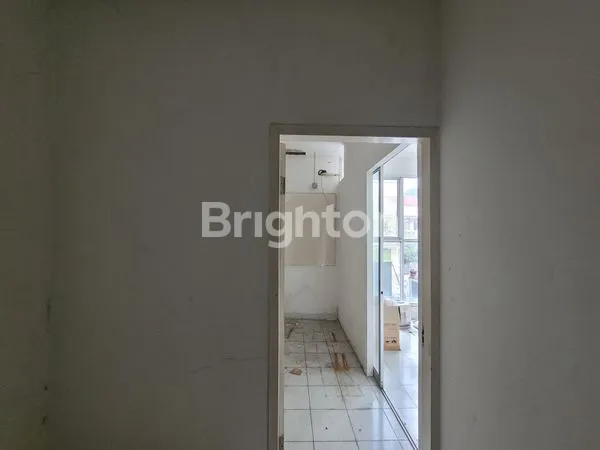 image RUKO 2 GANDENG MURAH SAWANGAN STRATEGIS DEKAT PERUMAHAN RAMAI COCOK UNTUK ALFAMART (2)