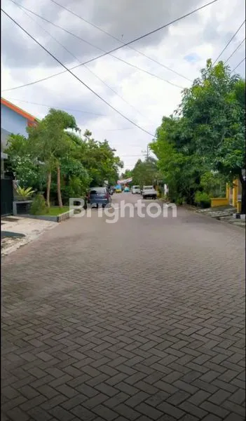 image HUNIAN POJOK DI PERUM RUNGKUT ASRI (2)