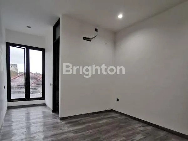 image RUMAH 2LANTAI NEW GRESS MINIMALIS MODERN PONDOK TJANDRA (3)