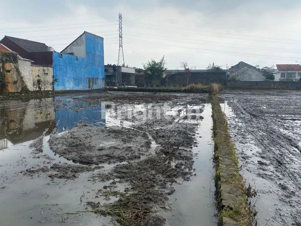 TANAH DATAR DEPAN KOMPLEK PERUMAHAN BATU RADEN - MARGA CINTA