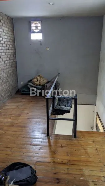 image RUMAH 3 LANTAI MURAAAH DI TENGAH KOTA BANDUNG (6)