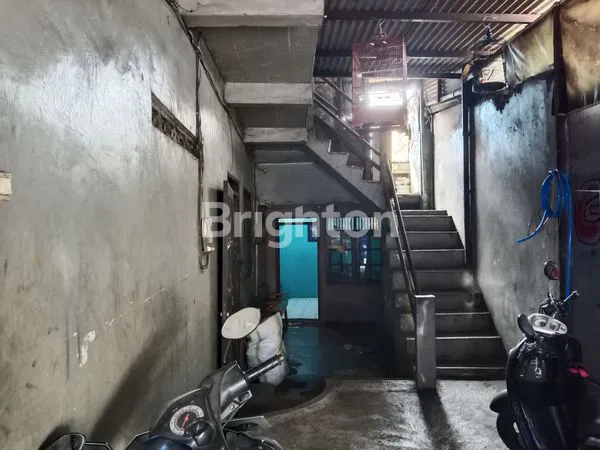 image GATOT SUBROTO RUMAH HITUNG TANAH STRATEGIS JALAN RAYA DEKAT KAWASAN INDUSTRI CANDI SEMARANG BARAT (2)