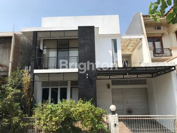 image RUMAH 1,5 LANTAI SDH RENOV BAGIAN DEPAN DI CITRALAND DKT G-WALK, JLLB. (1)