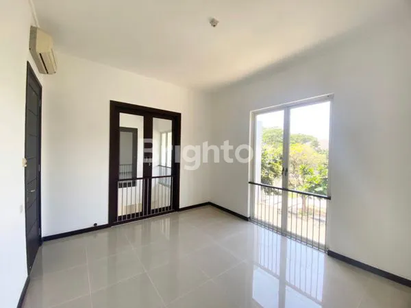 image RUMAH MURAH LUAS 368M DI DIAMOND HILL CITRALAND SURABAYA (5)