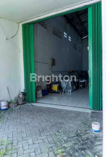 image GUDANG SEKITAR ARAH SIDOARJO WARU (2)