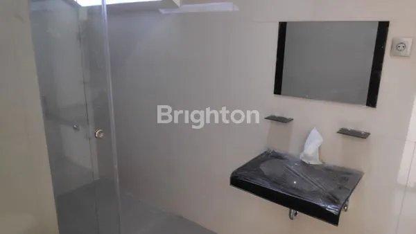 image PURI ANJASMORO RUMAH BARU 2LT BAGUS MINIMALIS SIAP HUNI SEMARANG BARAT (8)