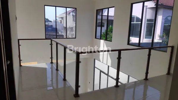 image PURI ANJASMORO RUMAH BARU 2LT BAGUS MINIMALIS SIAP HUNI SEMARANG BARAT (6)