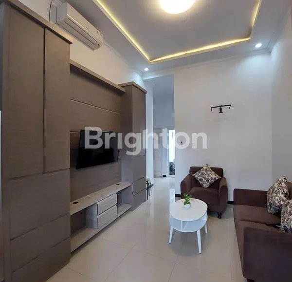 image RUMAH MEWAH DI KEDIRI (5)