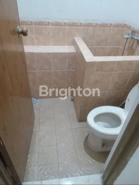 image RUMAH TANJUNG DUREN, JAKARTA BARAT, 2LANTAI SIAP HUNI ADA 3 UNIT AC (3)