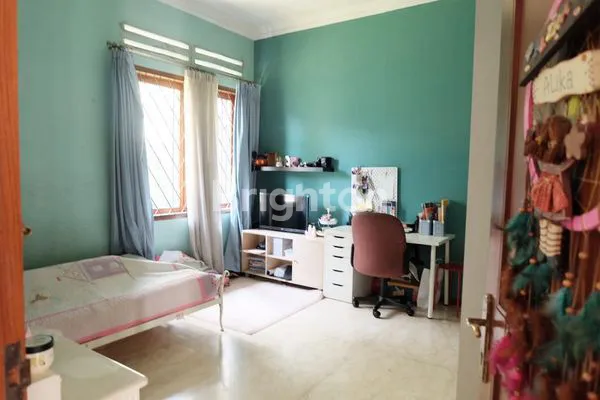 image RUMAH KLASIK MODERN SAYAP DAGO TENGAH KOTA BANDUNG (3)