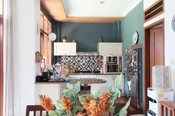 image RUMAH KLASIK MODERN SAYAP DAGO TENGAH KOTA BANDUNG (1)