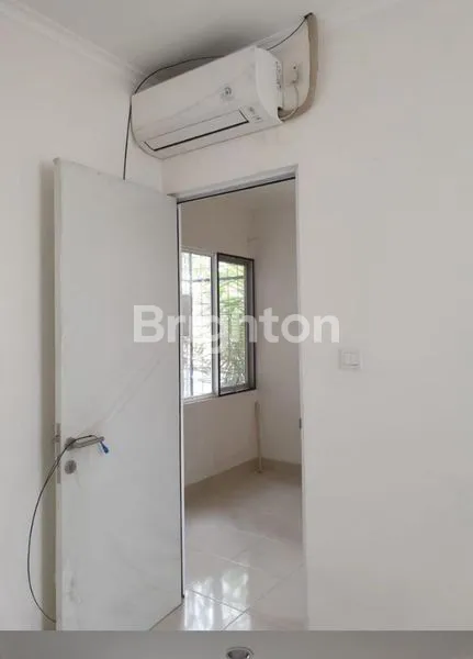 image RUMAH NYAMAN 2 LANTAI (HOOK) CLUSTER AMARILO DIGADING SERPONG, TANGERANG (3)