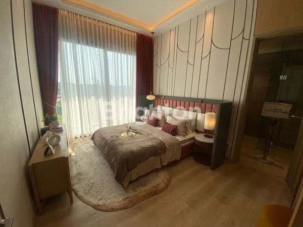 image RUMAH LAYTON NAVAPARK BSD CITY TANGERANG (4)