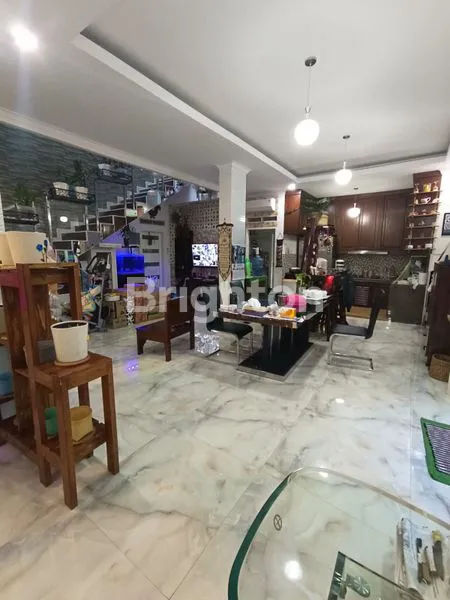 image RUMAH CANTIK TERAWAT DEKAT GERBANG TOL BUAHBATU BANDUNG (4)