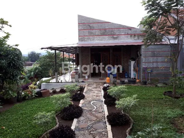RUMAH SEMI VILLA, CANGKUANG BANJARAN DAERAH SEJUK COCOK UNTUK TEMPAT NGADEM