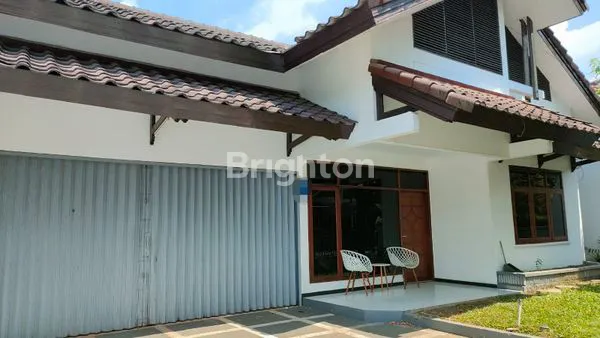 image RUMAH CANTIK LINGKUNGAN ASRI DAN NYAMAN DI BATUNUNGGAL BANDUNG  (5)