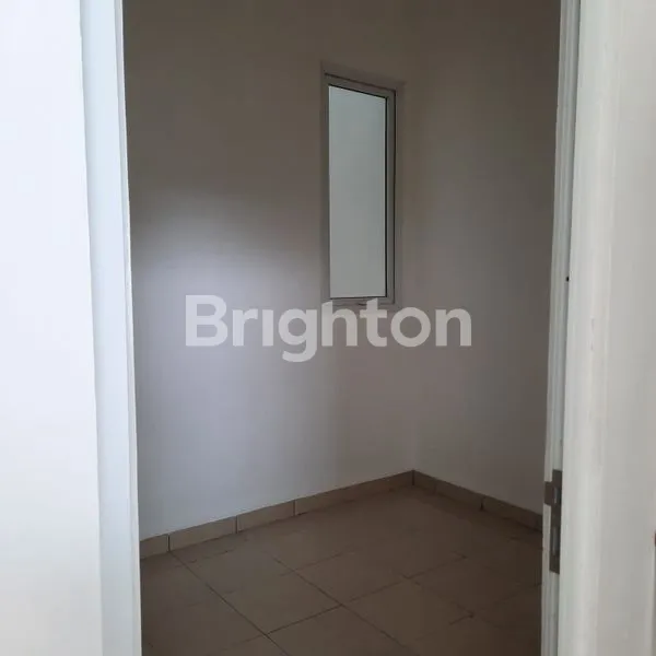 image RUMAH SIAP HUNI SUDAH RENOVASI DI SEPATAN MAUK, TANGERANG (2)