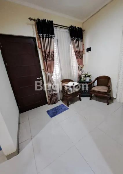 image RUMAH CANTIK 3 LANTAI KOMPLEK BCS KELAPA GADING LINGKUNGAN AMAN DAN TENANG DAN NYAMAN (5)