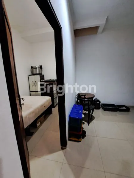 image RUMAH CANTIK 3 LANTAI KOMPLEK BCS KELAPA GADING LINGKUNGAN AMAN DAN TENANG DAN NYAMAN (6)