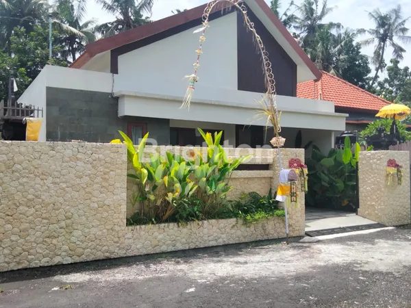image RUMAH SEMI VILLA DI GIANYAR BALI (1)