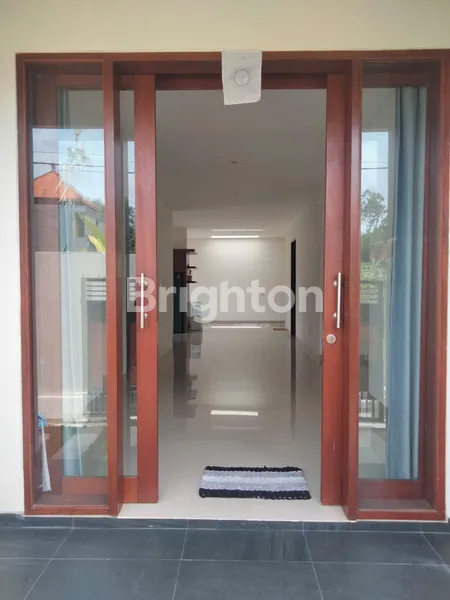 image RUMAH SEMI VILLA DI GIANYAR BALI (8)