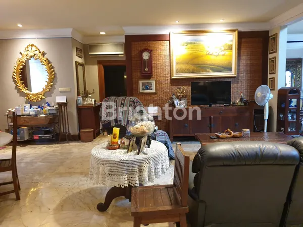 image RUMAH BAGUS PONDOK INDAH JAKARTA SELATAN SIAP HUNI (6)