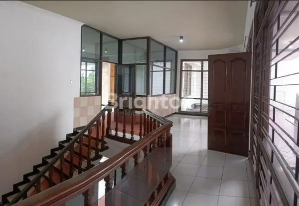 image MANYAR KERTOARJO MURAH BANGUNAN KOKOH DEKAT KERTAJAYA, RAYA MERR (6)