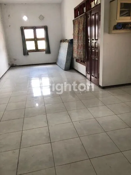 image DIJUAL RUMAH MURAH HITUNG TANAH !! AREA BUNGA BUNGA DEKAT SUHAT, ROW JALAN LEBAR COCOK UNTUK RUMAH KOST (2)
