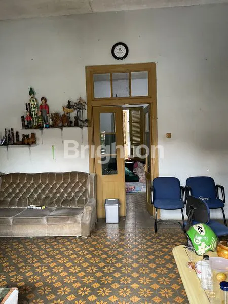 image RUMAH DAN KANTOR LUAS MAINROAD BISA UNTUK KOST ATAU HOTEL  (4)