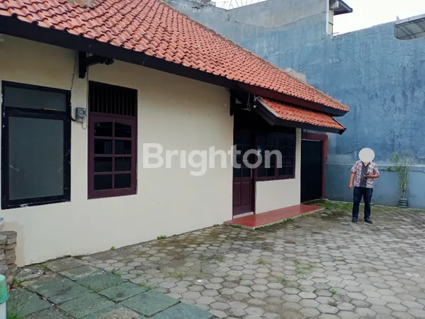 RUMAH JL. HAWA SEMARANG TENGAH