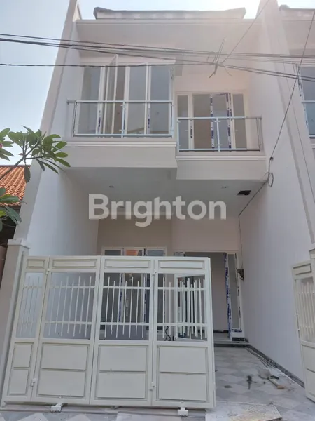 image MULYOSARI RUMAH MURAH BARU GRESS 2 LANTAI DEKAT ITS, PAKUWON CITY, MALL (1)