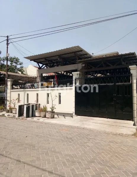 image RUMAH LOKASI STRATEGIS SURABAYA BARAT (2)