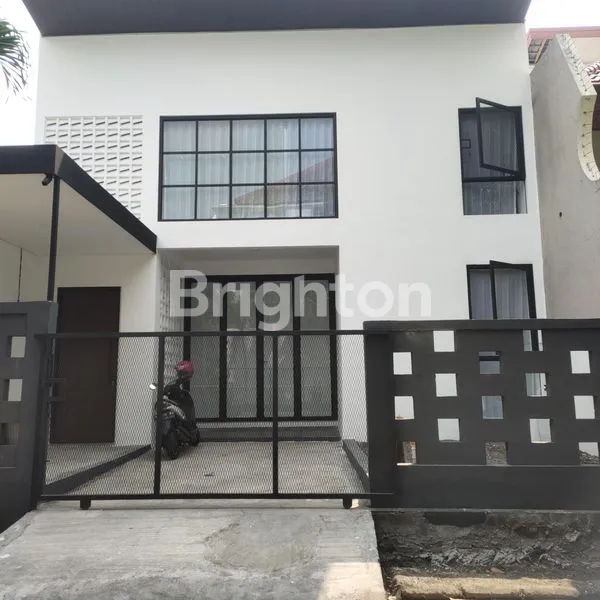 image RUMAH CANTIK SIAP HUNI, GRANIT, MURAH, DEKAT TOL SIDOARJO (5)