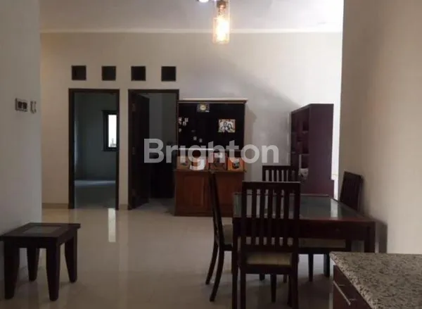 image RUMAH SECONDARY TERAWAT, 1 LANTAI , HOOK DI BABATAN PRATAMA (4)