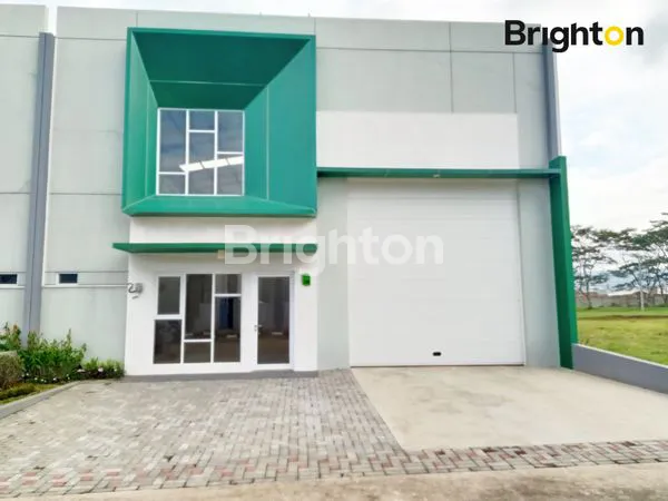 image KOMPLEK PERGUDANGAN MODERN RASA VILLA DENGAN IJIN INDUSTRI & LINGKUNGAN ASRI PARAHYANGAN ECO BUSINESS PARK CIMAREME PADALARANG (2)