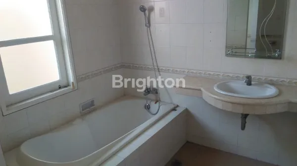 image RUMAH KAWASAN ELIT ONE GATE SYSTEM DEKAT ARAYA RAYA MERR GALAXYMALL, REGENCY 21 (3)