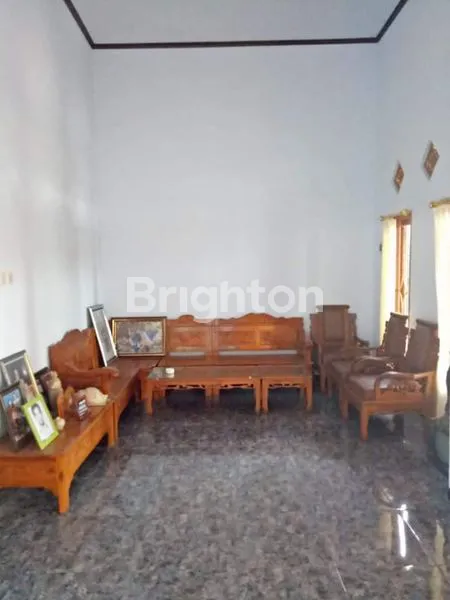 image RUMAH LEBAR 8 METER DI SEMEN KAB KEDIRI (7)