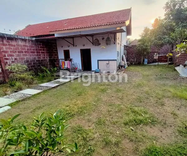 image RUMAH LEBAR 8 METER DI SEMEN KAB KEDIRI (1)