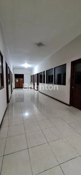 image RUMAH/ KANTOR TENGAH KOTA COCOK UNTUK KANTORAN (4)