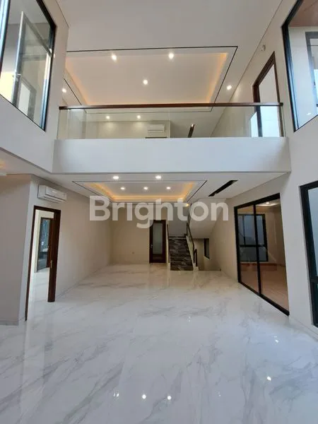 image DIJUAL!RUMAH BARU GRESS DI WATERFRONT CITRALAND (2)