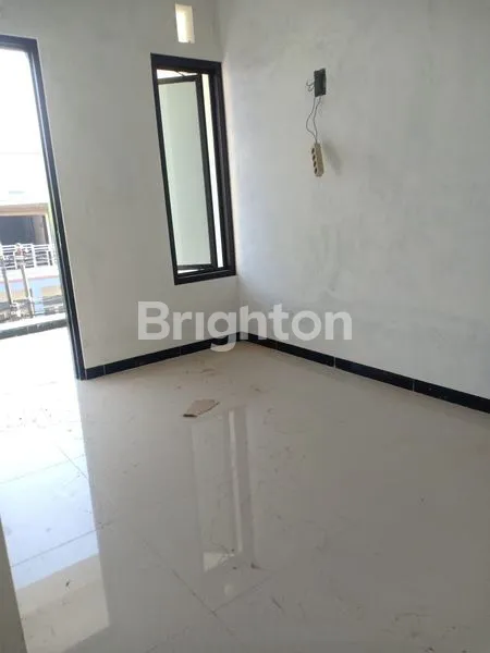 image RUMAH 2 LT DI JL RAYA TAMBAK MEDOKAN AYU SURABAYA (6)
