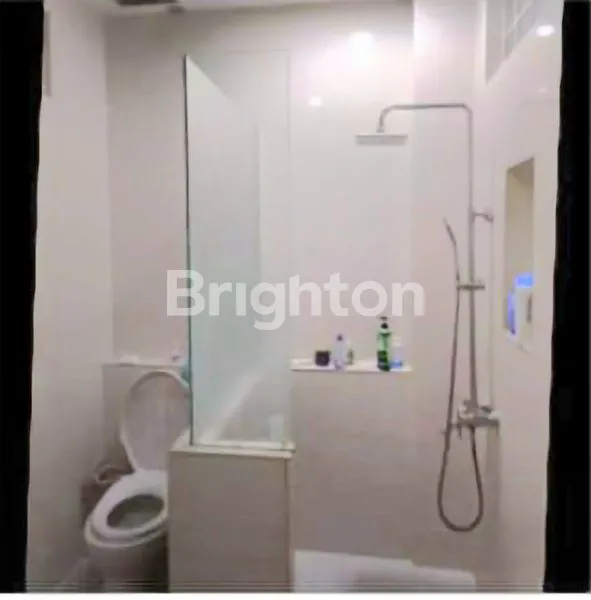 image RUMAH CANTIK BAGUS TERAWAT DI INTI KOTA (1)